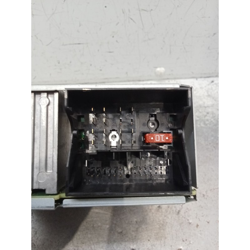Recambio de sistema audio / radio cd para renault megane iii hatchback (bz0/1_, b3_) 1.6 16v (bz1b, bz1h) referencia OEM IAM 281