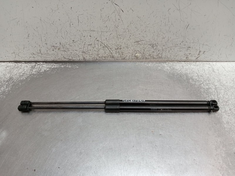 Recambio de amortiguadores capo para volvo xc60 business plus 2wd referencia OEM IAM 4013060260N  