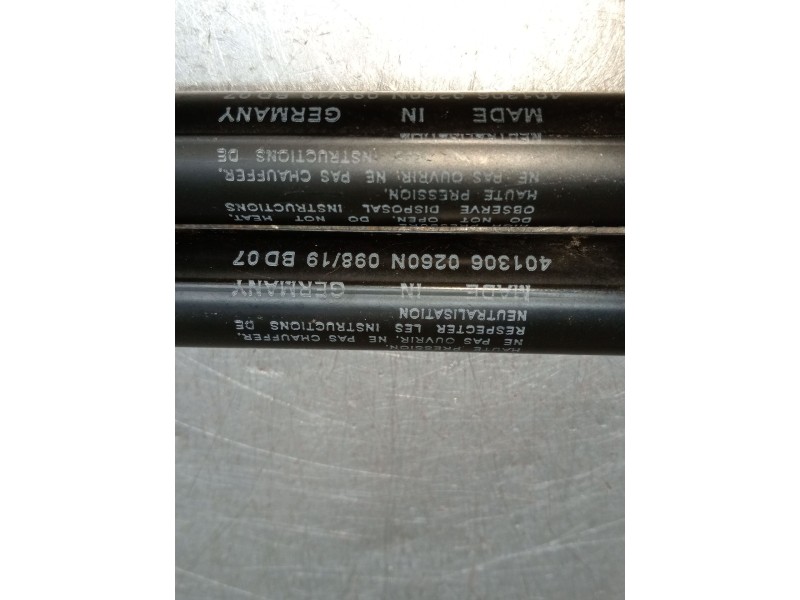 Recambio de amortiguadores capo para volvo xc60 business plus 2wd referencia OEM IAM 4013060260N  