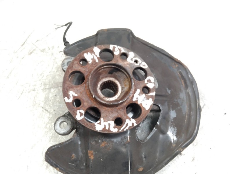 Recambio de mangueta delantera izquierda para mercedes clase b (w245) 2.0 cdi cat referencia OEM IAM   