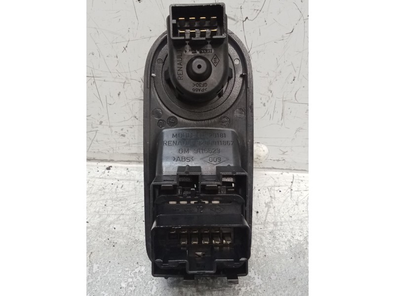 Recambio de mando elevalunas delantero izquierdo para nissan primastar furgoneta (x83) 1.9 dci 100 referencia OEM IAM   