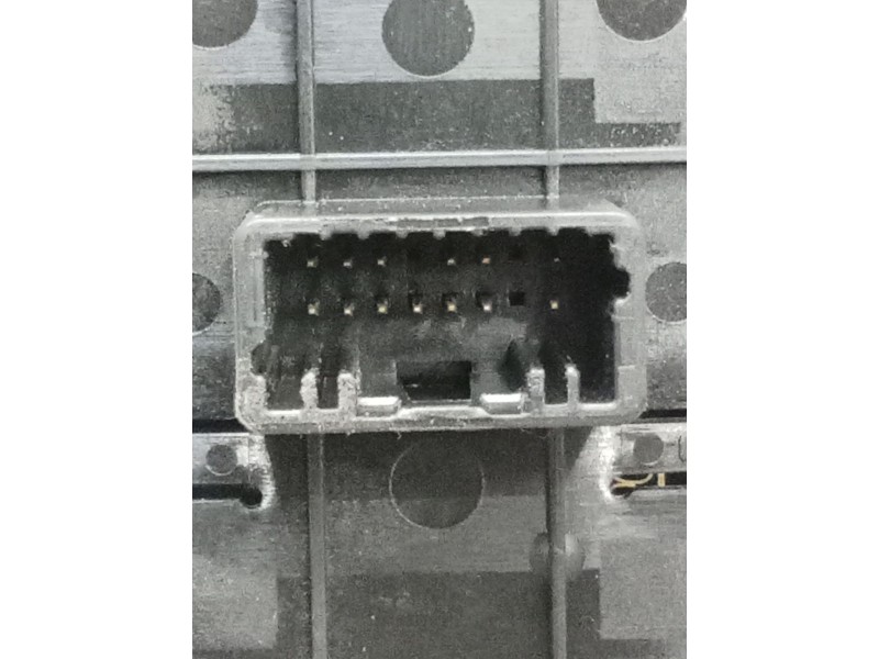 Recambio de mando elevalunas delantero izquierdo para renault megane iii hatchback (bz0/1_, b3_) 1.6 16v (bz1b, bz1h) referencia