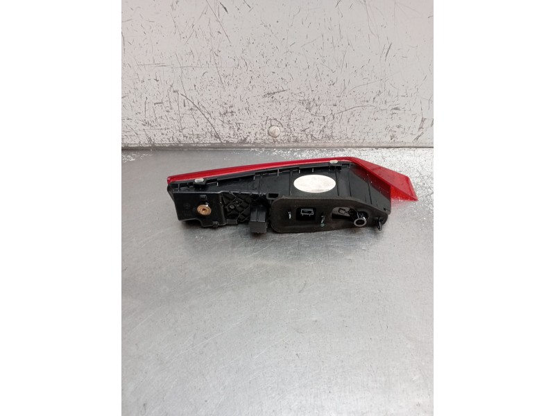 Recambio de piloto trasero izquierdo interior para volvo xc60 business plus 2wd referencia OEM IAM   