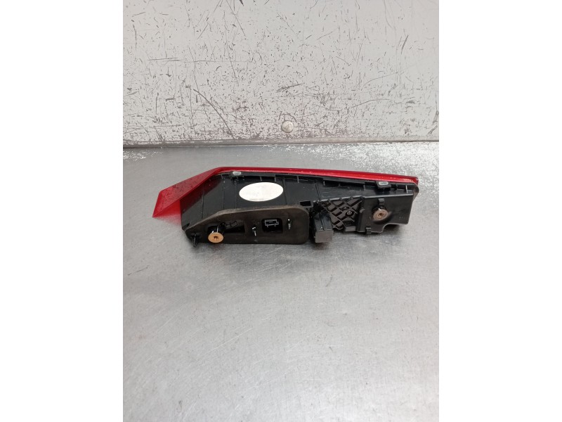 Recambio de piloto trasero derecho interior para volvo xc60 business plus 2wd referencia OEM IAM   