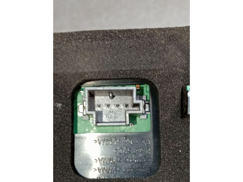 Recambio de piloto trasero derecho interior para volvo xc60 business plus 2wd referencia OEM IAM   