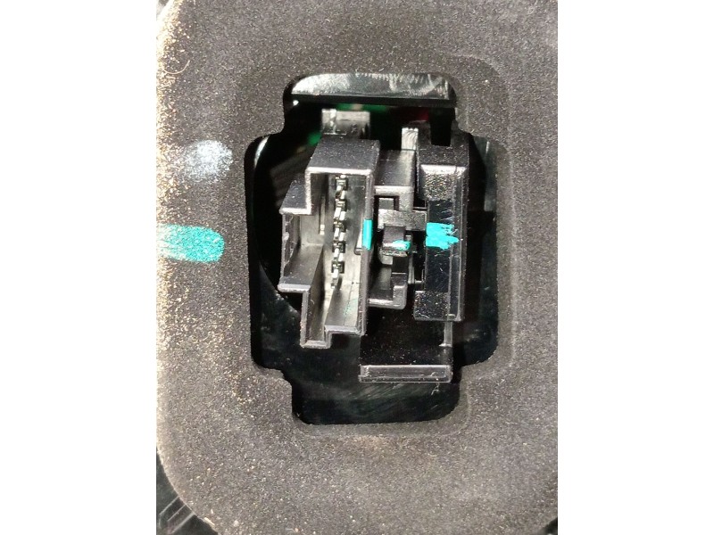 Recambio de piloto trasero izquierdo para volvo xc60 business plus 2wd referencia OEM IAM   