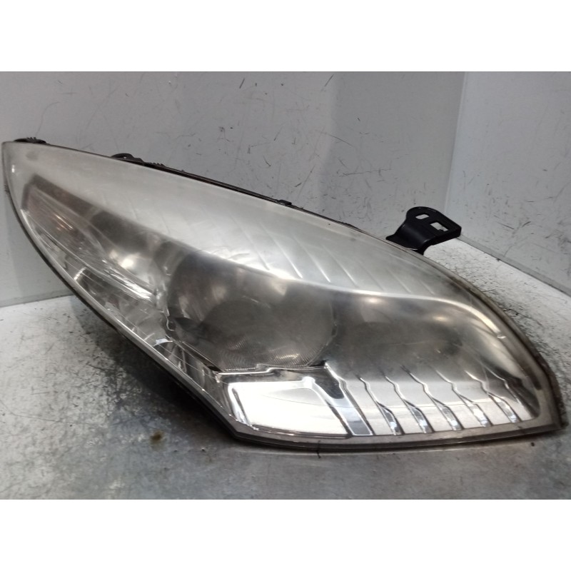 Recambio de faro derecho para renault megane iii hatchback (bz0/1_, b3_) 1.6 16v (bz1b, bz1h) referencia OEM IAM 260100017R  