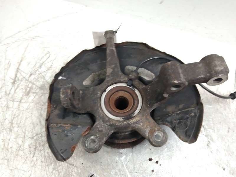 Recambio de mangueta delantera izquierda para mercedes clase b (w245) 2.0 cdi cat referencia OEM IAM   