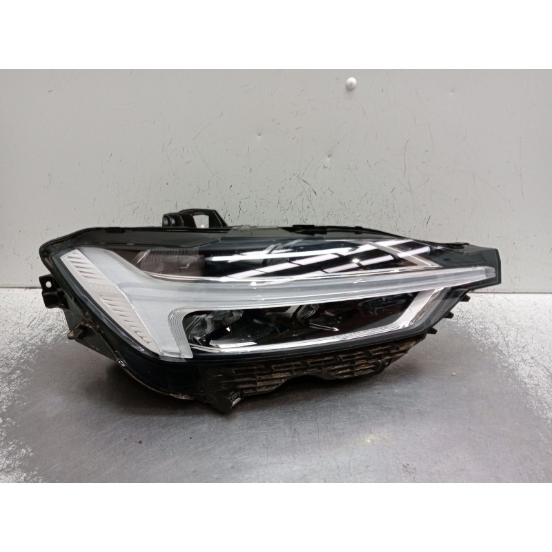Recambio de faro derecho para volvo xc60 business plus 2wd referencia OEM IAM XENON  