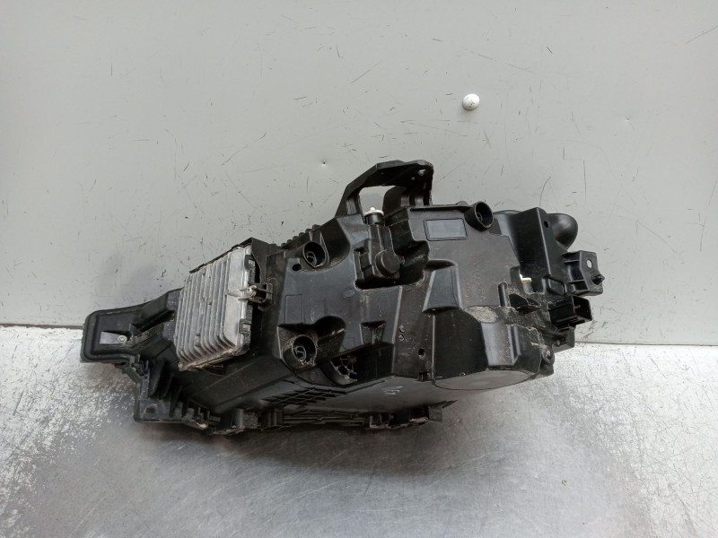 Recambio de faro derecho para volvo xc60 business plus 2wd referencia OEM IAM XENON  