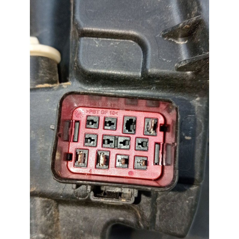 Recambio de faro derecho para volvo xc60 business plus 2wd referencia OEM IAM XENON  