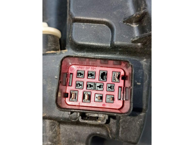 Recambio de faro derecho para volvo xc60 business plus 2wd referencia OEM IAM XENON  