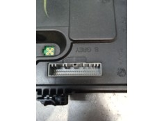 Recambio de caja reles / fusibles para renault megane iii hatchback (bz0/1_, b3_) 1.6 16v (bz1b, bz1h) referencia OEM IAM 284B15 2