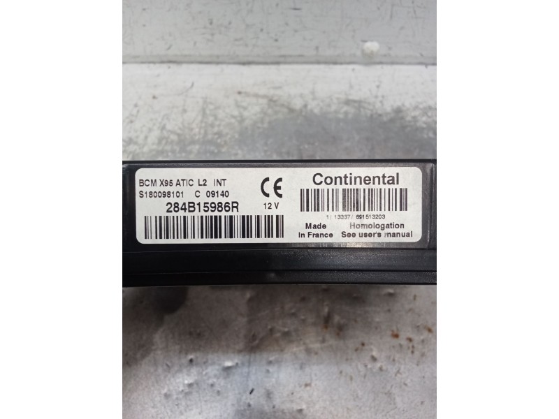 Recambio de caja reles / fusibles para renault megane iii hatchback (bz0/1_, b3_) 1.6 16v (bz1b, bz1h) referencia OEM IAM 284B15