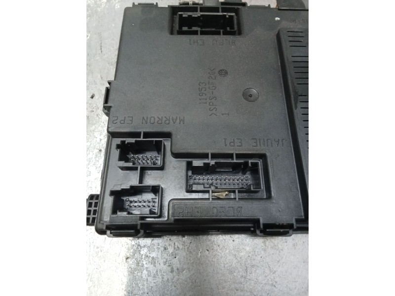 Recambio de caja reles / fusibles para citroën xsara (n1) 1.6 16v referencia OEM IAM 9650913880  