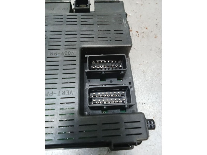 Recambio de caja reles / fusibles para citroën xsara (n1) 1.6 16v referencia OEM IAM 9650913880  