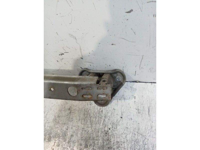 Recambio de refuerzo paragolpes trasero para toyota yaris (_p9_) 1.4 d-4d (nlp90_) referencia OEM IAM   