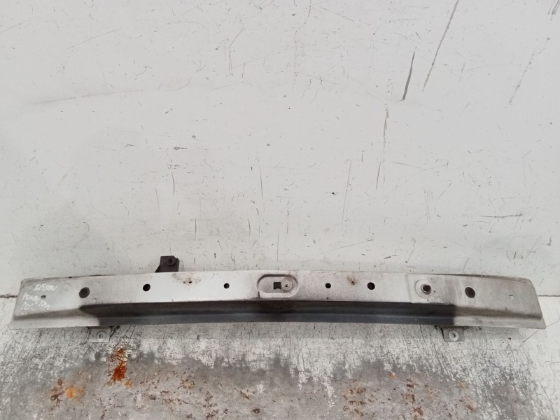 Recambio de refuerzo paragolpes delantero para nissan primastar furgoneta (x83) 1.9 dci 100 referencia OEM IAM   