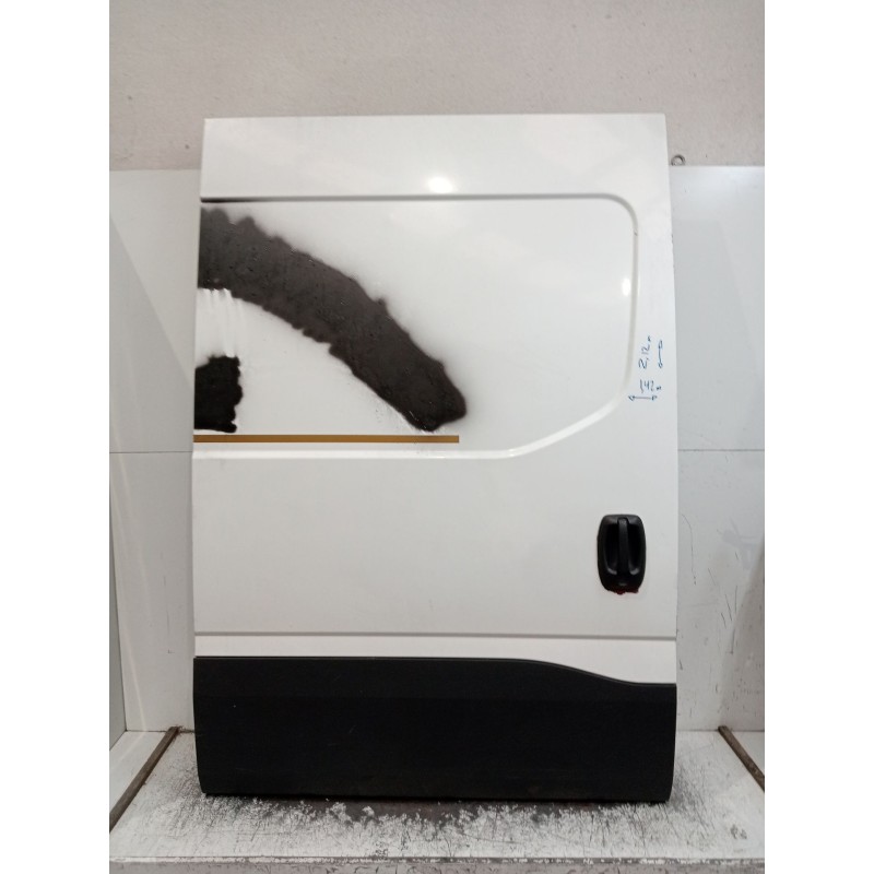 Recambio de puerta lateral corredera derecha para iveco daily vi furgoneta 33s13, 35s13, 35c13 referencia OEM IAM  5P 