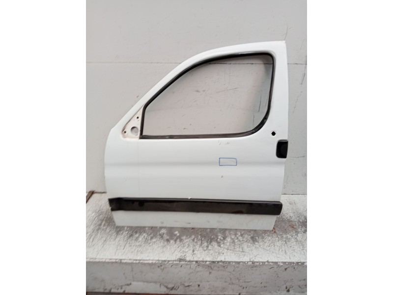 Recambio de puerta delantera izquierda para peugeot partner furgoneta/monovolumen (5_, g_) 1.9 d referencia OEM IAM  5P 