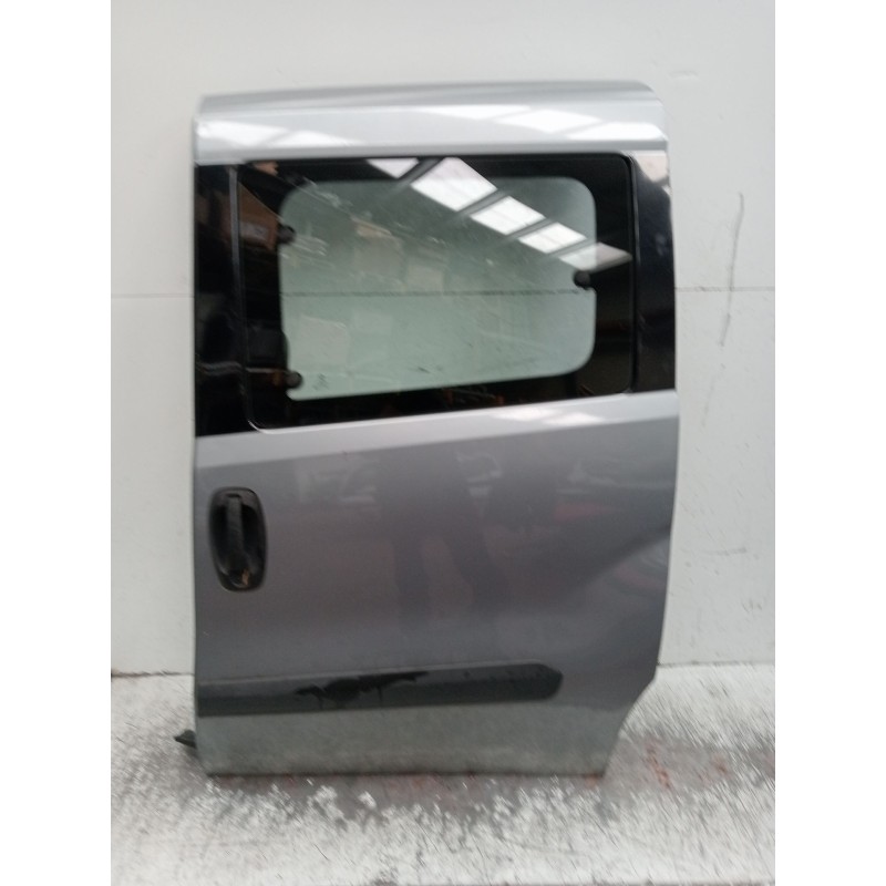 Recambio de puerta lateral corredera izquierda para fiat doblo autobús (263_) 1.6 d multijet (263axd1b) referencia OEM IAM  5P 