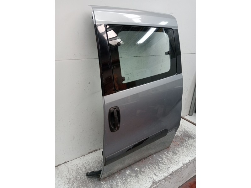 Recambio de puerta lateral corredera izquierda para fiat doblo autobús (263_) 1.6 d multijet (263axd1b) referencia OEM IAM  5P 