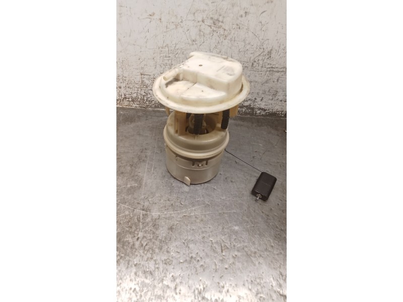 Recambio de bomba combustible para peugeot 406 coupe (s1/s2) 2.2 referencia OEM IAM 09732009900 9638028980 