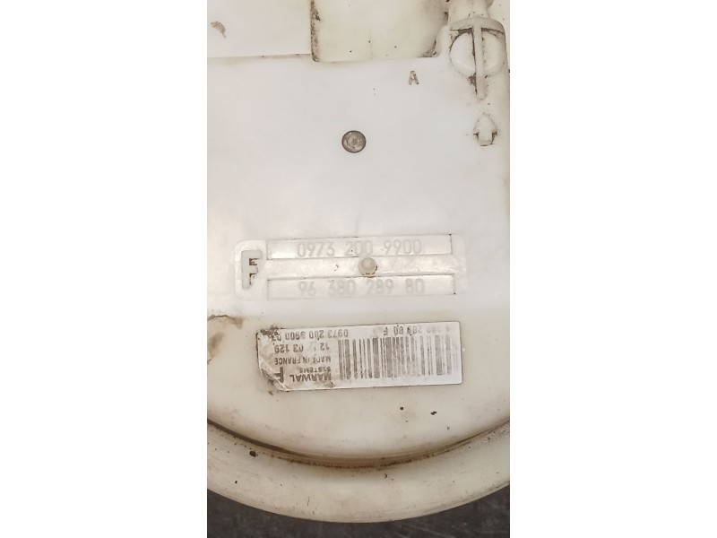 Recambio de bomba combustible para peugeot 406 coupe (s1/s2) 2.2 referencia OEM IAM 09732009900 9638028980 