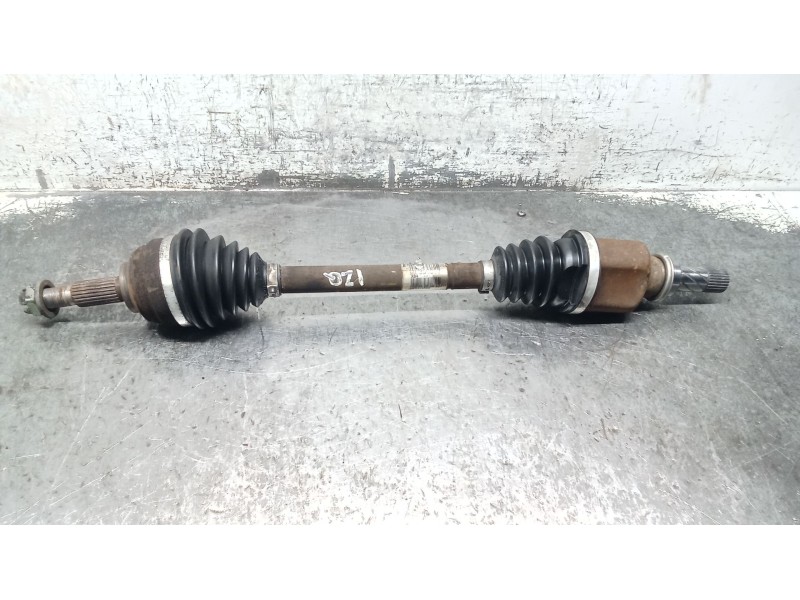 Recambio de transmision delantera izquierda para renault megane ii (bm0/1_, cm0/1_) 1.6 16v (bm0c, cm0c) referencia OEM IAM 8200