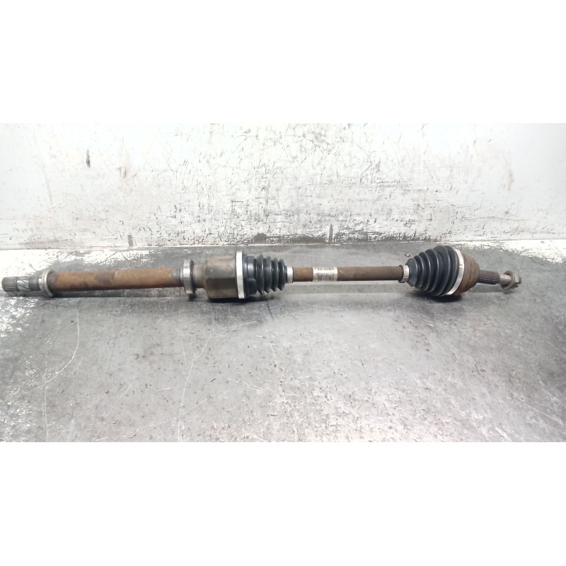 Recambio de transmision delantera derecha para renault megane ii (bm0/1_, cm0/1_) 1.6 16v (bm0c, cm0c) referencia OEM IAM 820026