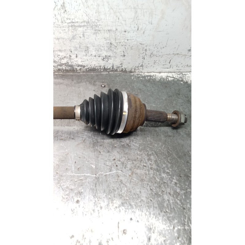 Recambio de transmision delantera derecha para renault megane ii (bm0/1_, cm0/1_) 1.6 16v (bm0c, cm0c) referencia OEM IAM 820026