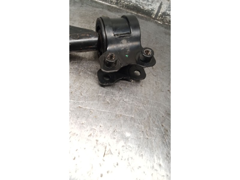 Recambio de brazo suspension inferior delantero derecho para mazda 3 (bk) 1.6 di turbo referencia OEM IAM   