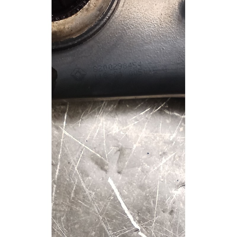 Recambio de brazo suspension inferior delantero izquierdo para renault megane ii (bm0/1_, cm0/1_) 1.6 16v (bm0c, cm0c) referenci