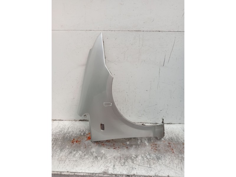 Recambio de aleta delantera derecha para ford focus c-max (dm2) 1.8 tdci referencia OEM IAM   