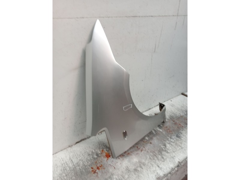 Recambio de aleta delantera derecha para ford focus c-max (dm2) 1.8 tdci referencia OEM IAM   