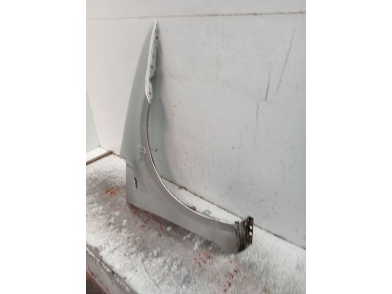 Recambio de aleta delantera derecha para ford focus c-max (dm2) 1.8 tdci referencia OEM IAM   