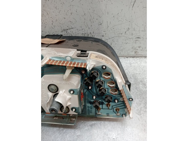 Recambio de cuadro instrumentos para peugeot 306 hatchback (7a, 7c, n3, n5) 1.6 referencia OEM IAM 9610192480  
