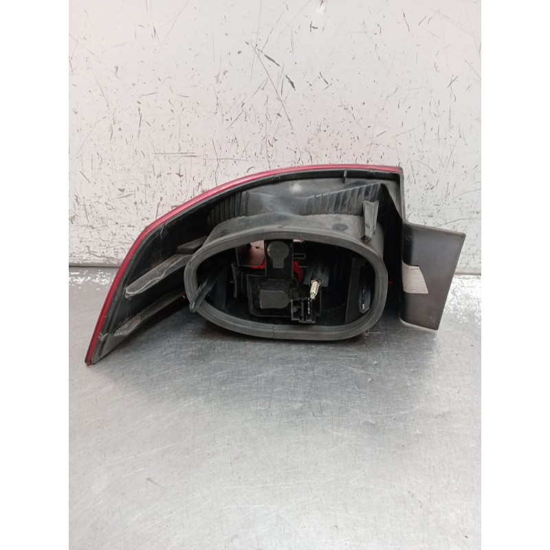 Recambio de piloto trasero derecho para renault laguna ii (bg0/1_) 2.2 dci (bg0f) referencia OEM IAM   