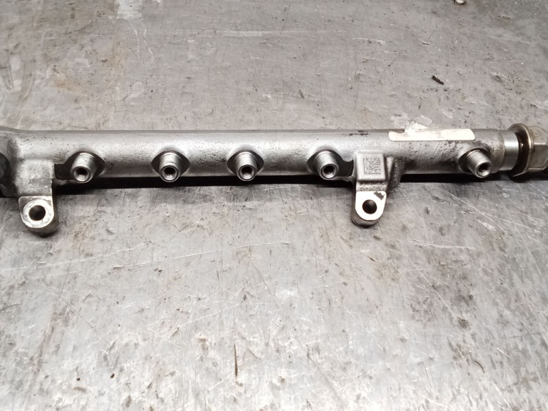 Recambio de rampa inyectora para seat ibiza sc (6j1) stylance / style referencia OEM IAM R03L125A  