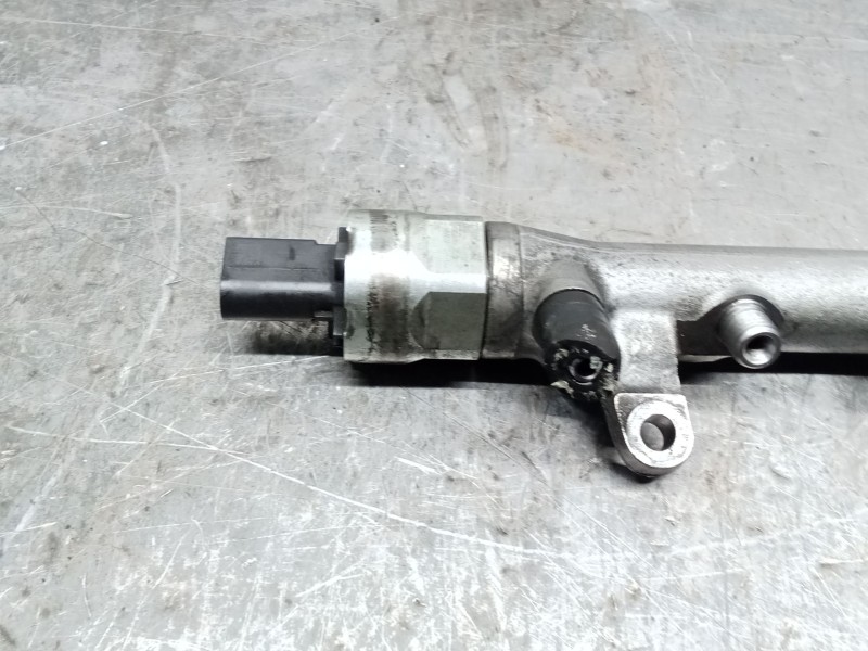 Recambio de rampa inyectora para seat ibiza sc (6j1) stylance / style referencia OEM IAM R03L125A  