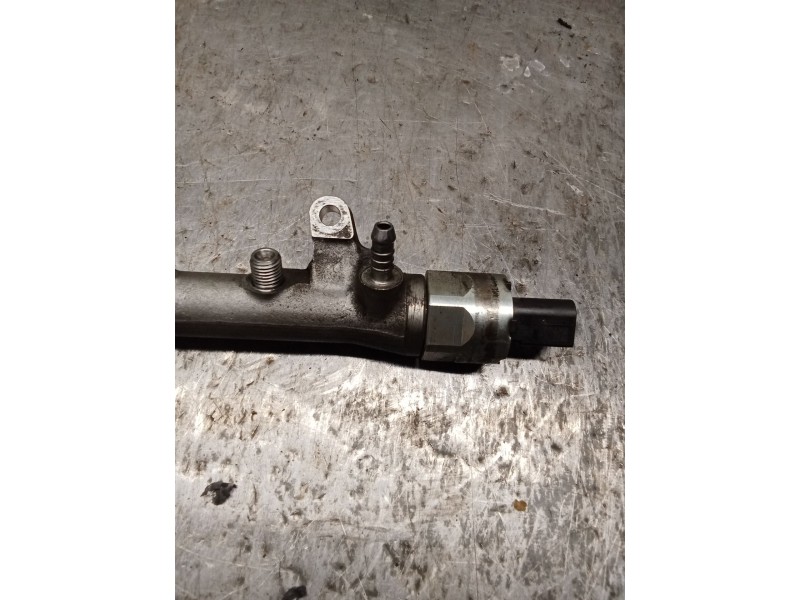 Recambio de rampa inyectora para seat ibiza sc (6j1) stylance / style referencia OEM IAM R03L125A  