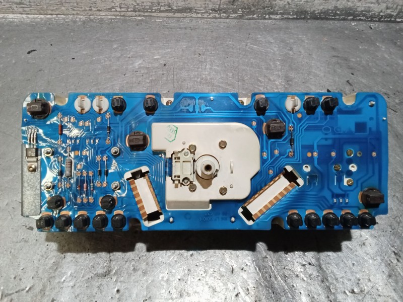 Recambio de cuadro instrumentos para volvo 460 (464) 1.8 referencia OEM IAM 46685702 640011 