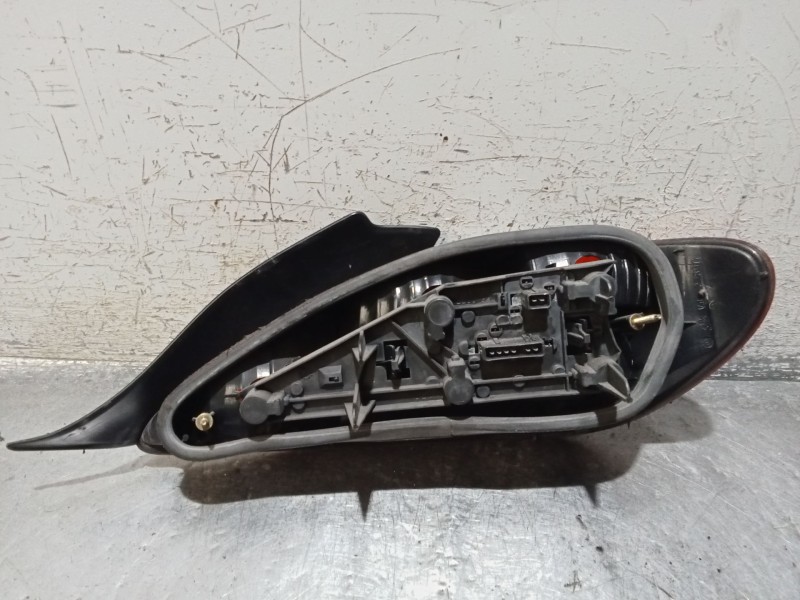 Recambio de piloto trasero izquierdo para peugeot 406 coupe (s1/s2) 2.2 referencia OEM IAM   