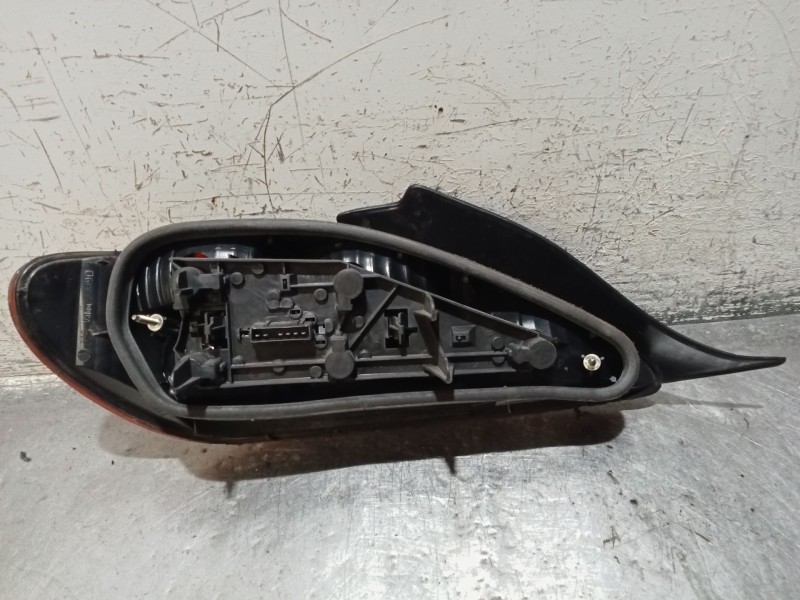 Recambio de piloto trasero derecho para peugeot 406 coupe (s1/s2) 2.2 referencia OEM IAM   