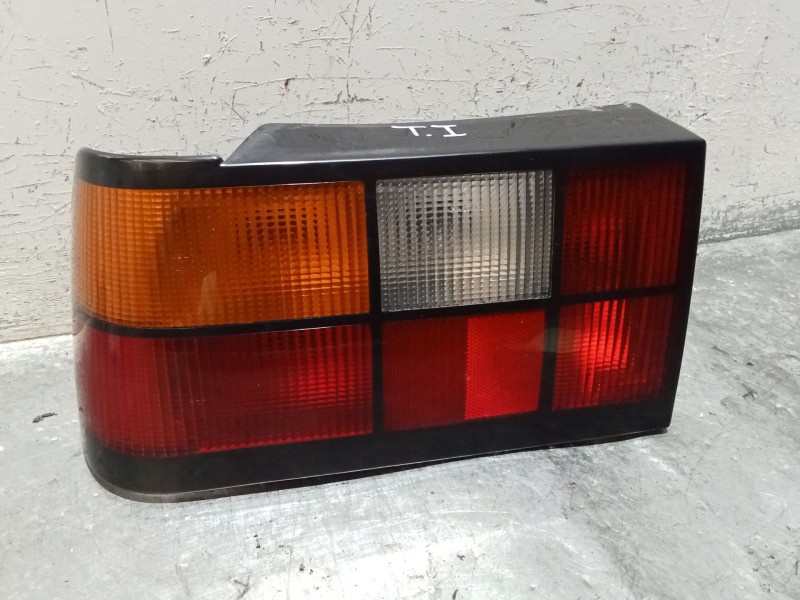 Recambio de piloto trasero izquierdo para volvo 460 (464) 1.8 referencia OEM IAM   