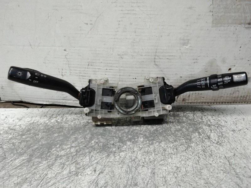 Recambio de mando luces para toyota land cruiser (j9) 3.0 turbodiesel referencia OEM IAM 8431035670 17A0896 17A164