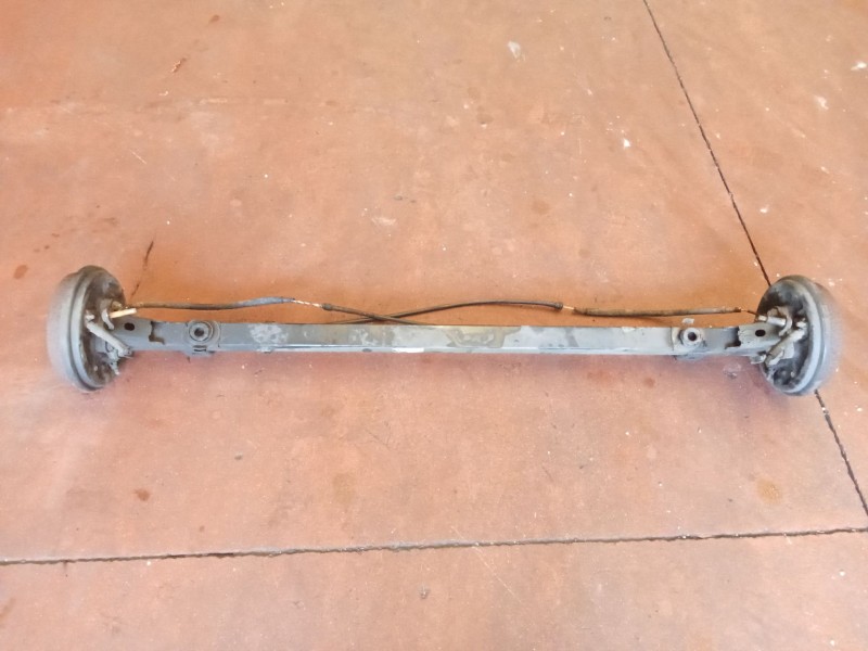 Recambio de puente trasero para volvo 460 (464) 1.8 referencia OEM IAM TAMBOR  
