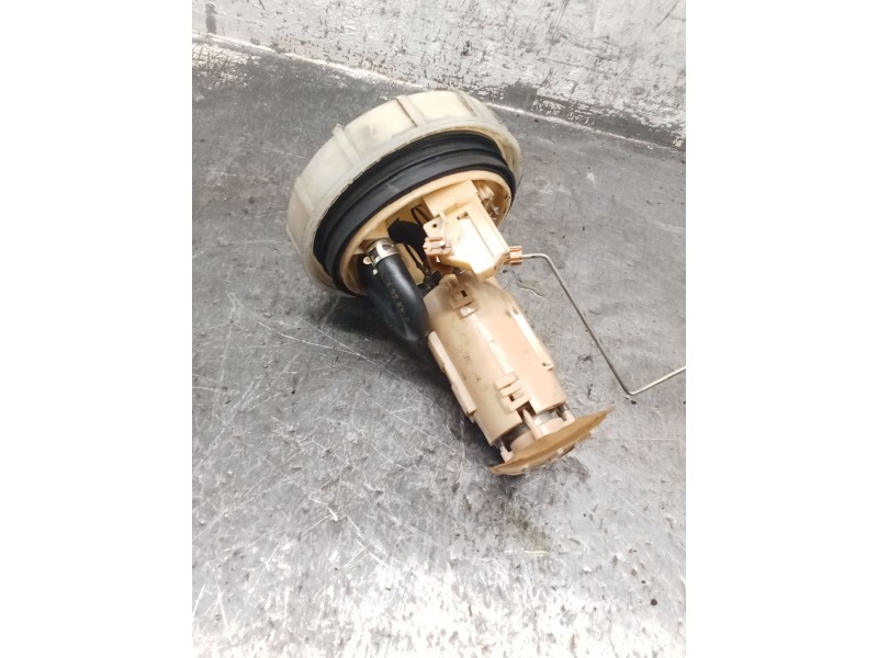 Recambio de bomba combustible para volvo 460 (464) 1.8 referencia OEM IAM 464979  