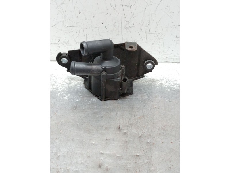 Recambio de bomba agua para citroën c-zero referencia OEM IAM 7806A066 705683000 