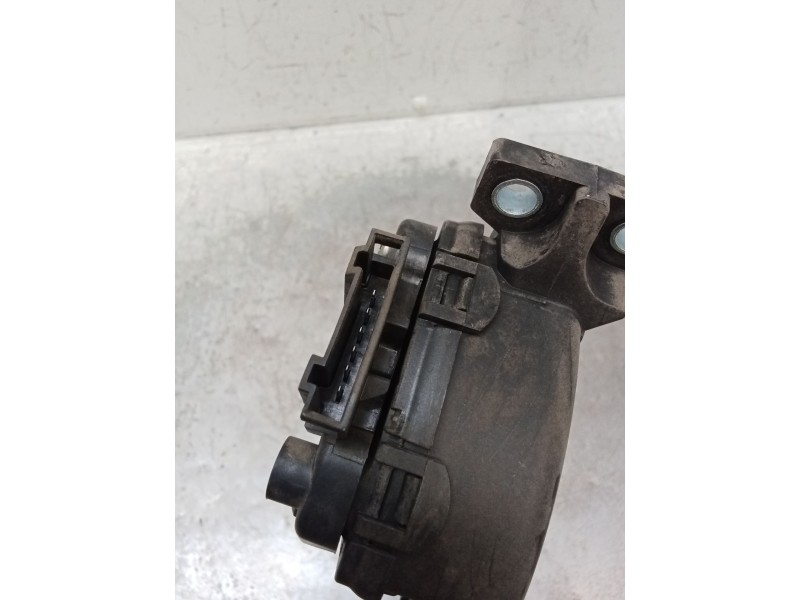 Recambio de potenciometro pedal para nissan primastar furgoneta (x83) 1.9 dci 100 referencia OEM IAM 6PV00811914 7700313060 